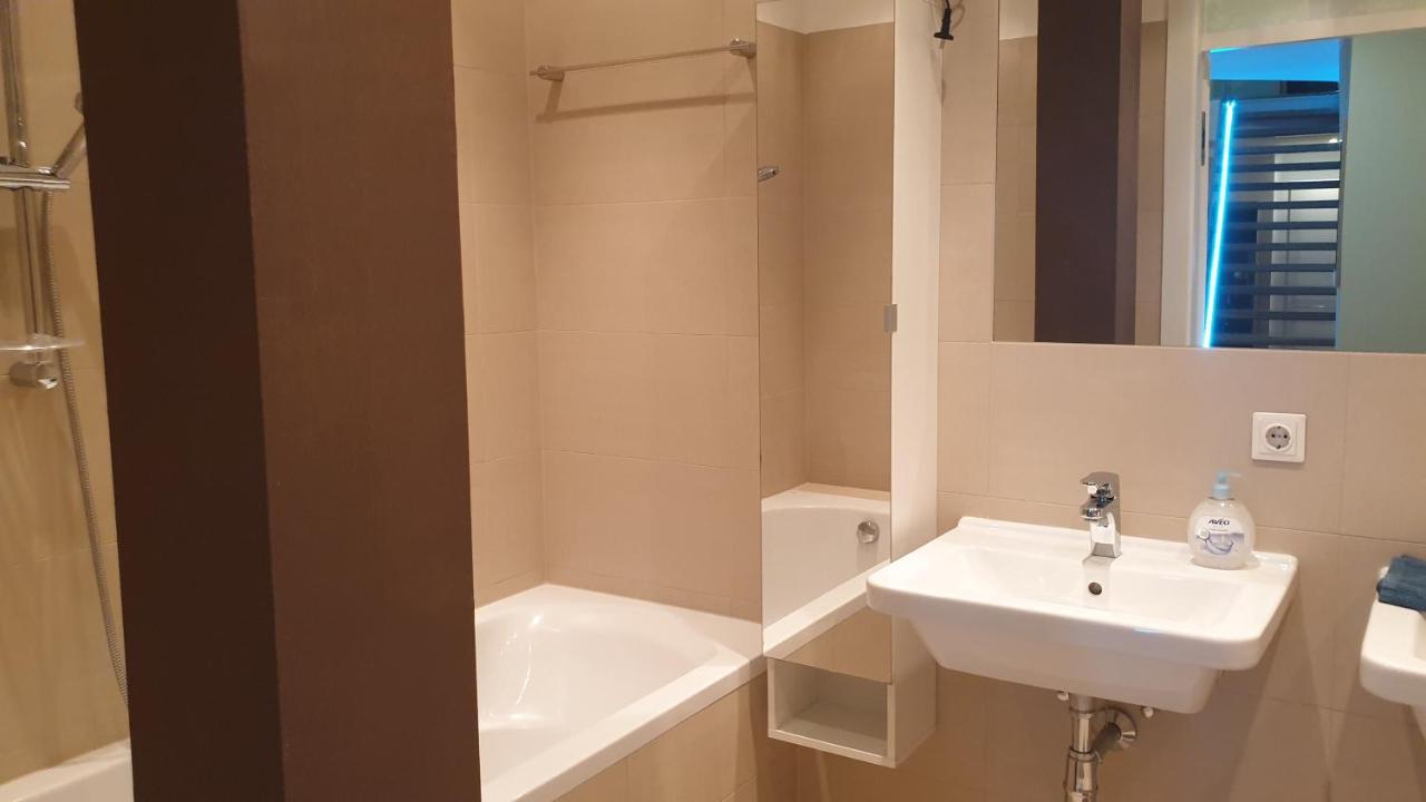 Exquisit 4* Vienna